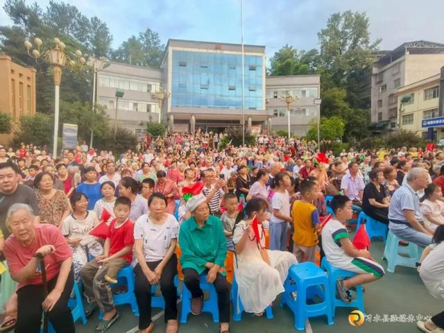 凉风徐徐到习水 | 清凉坭坝 “艺”燃夏夜！两万游客畅享22℃山水之约