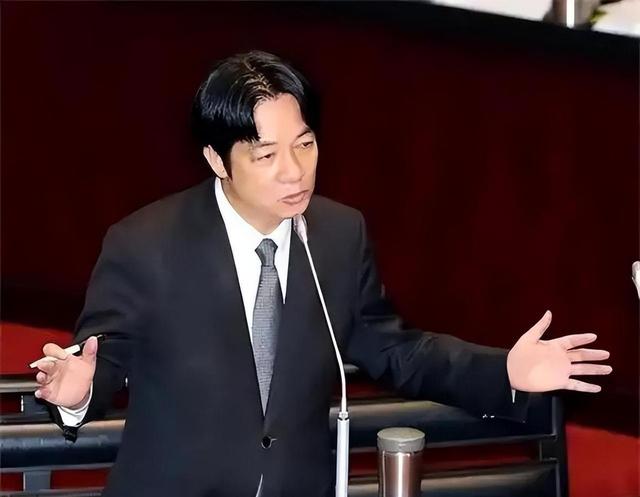 2大消息传来，赖清德即将离台，人民日报发声，对赖改了新称呼