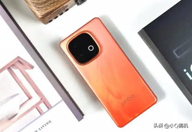 预算1500元，3公认款“极致性价比”的直屏手机，可流畅用三四年