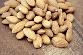 杏仁吃甜不吃苦图片