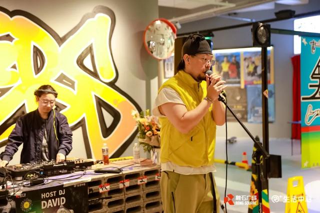 免费!藏在石景山首钢园的街头文化艺术展,超全逛展攻略来了→