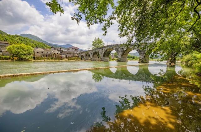 永远去不腻的目的地，她能排在前三名