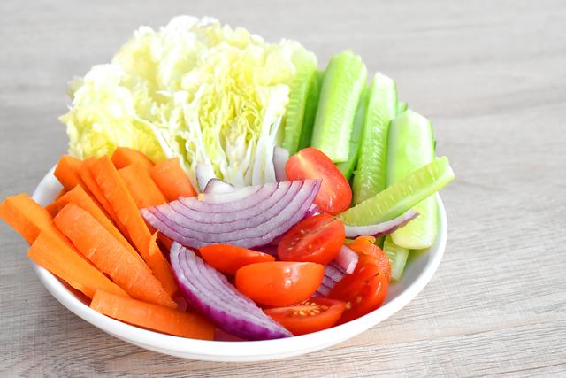 甲流凶猛来袭！张文宏：萝卜白菜先放放！这6样才是“免疫神器”