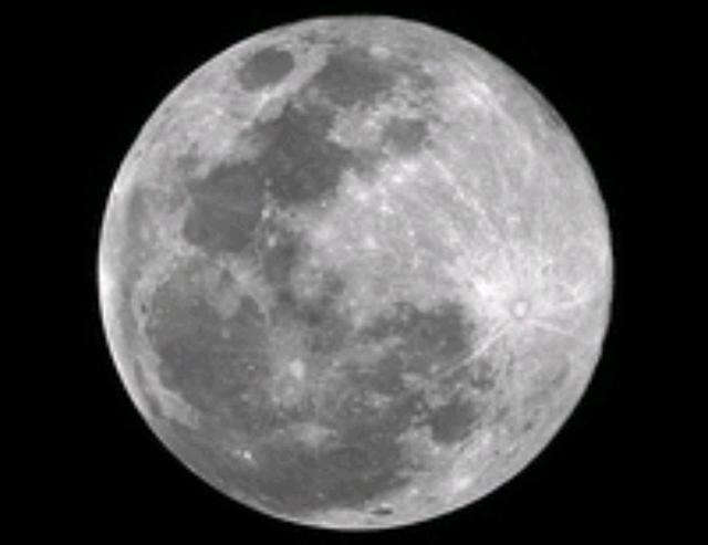 太阳、月球	、地球，哪个温度高？哪个能"热死"人？答案意想不到