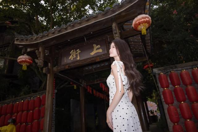 金佛山邀重庆工业职业技术大学（南川校区）全校师生解锁山水美景~