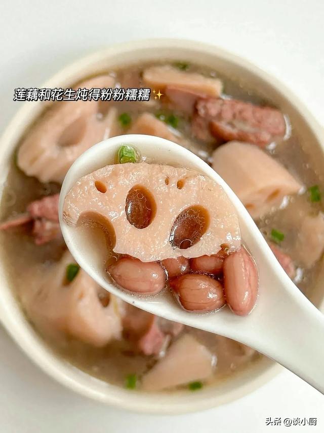 入秋后使劲吃，一抗菌，二消炎，三暖胃，四强筋骨，包饺子吃特香