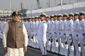 印度海军偷袭卡拉奇港，空战中输掉的面子，莫迪想从海战中找回来图片