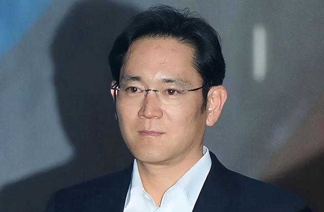三星家族有多自律？李在镕坐牢7个月瘦26斤，李富真52岁美如少女