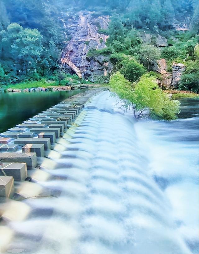 天下泰山·岱宗万象 | 雨润青峦 石映晴光