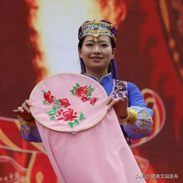 正月十五的白马山寨