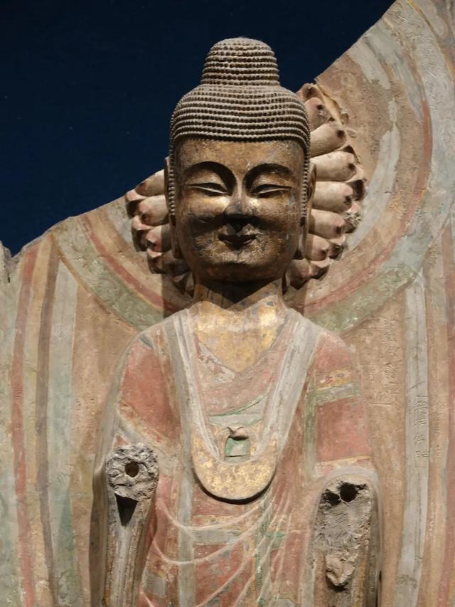 青州博物馆笔记，与他们对视三秒你能不能忍住不笑？青州的微笑