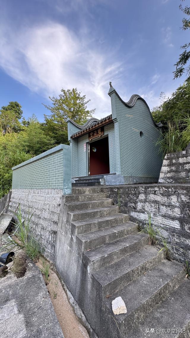 探秘福州罗源凤山寺：千年古刹的传奇与新生