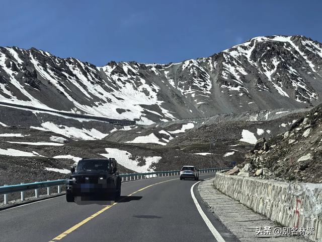 自驾新疆，走大名鼎鼎的独库公路和百里画廊，霍城看薰衣草（4）