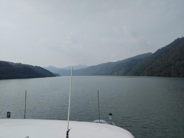 2025秋游：严子陵钓台 . 黄公望隐居地