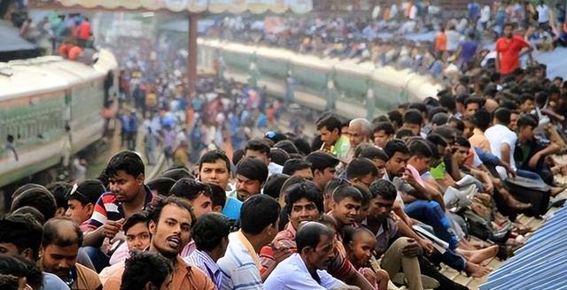 新加坡前总理大胆预言：中国已经“老”了，将来经济会被印度超越