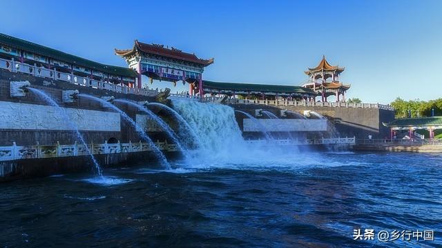 塔里木河牵手塔克拉玛干！中国“沙漠天河工程”如何改写新疆命运