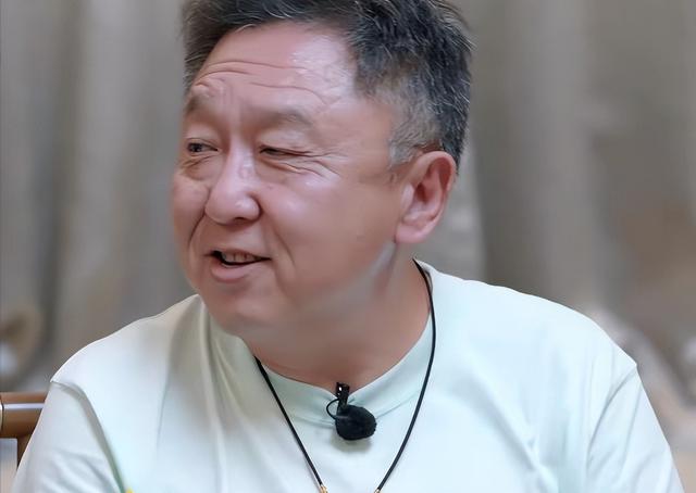 不查不知道一查吓一跳，坐拥北京60亩马场的于谦，私下究竟有多壕