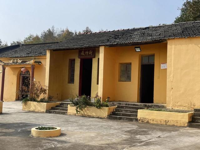 骑游江宁方山祖堂山：一坊一庙一观一寺