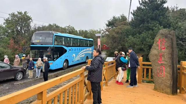 这个国庆中秋小长假，黄龙在绵绵秋雨中完美收官！