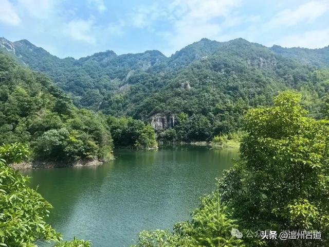 温州这处山水秘境、天然氧吧，人迹稀少风景绝美，秘藏了隐世古村
