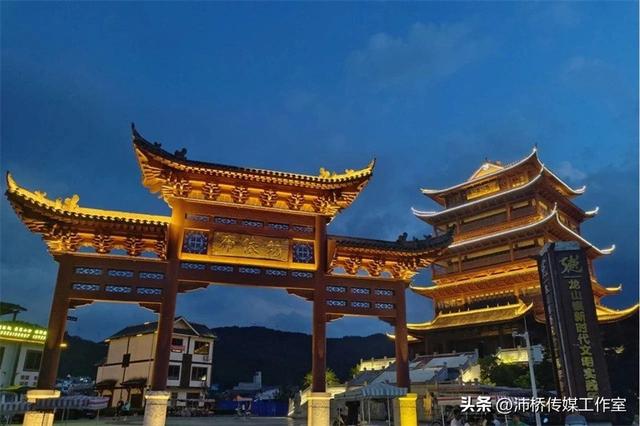 云从飞瀑：龙里县的文旅融合与自然奇观
