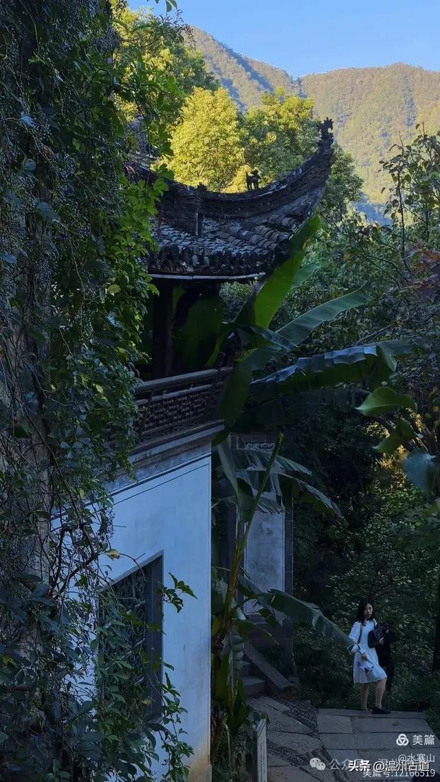 徽州篁岭,晒秋美得让人惊叹,这份“偷秋”烟火气超治愈!