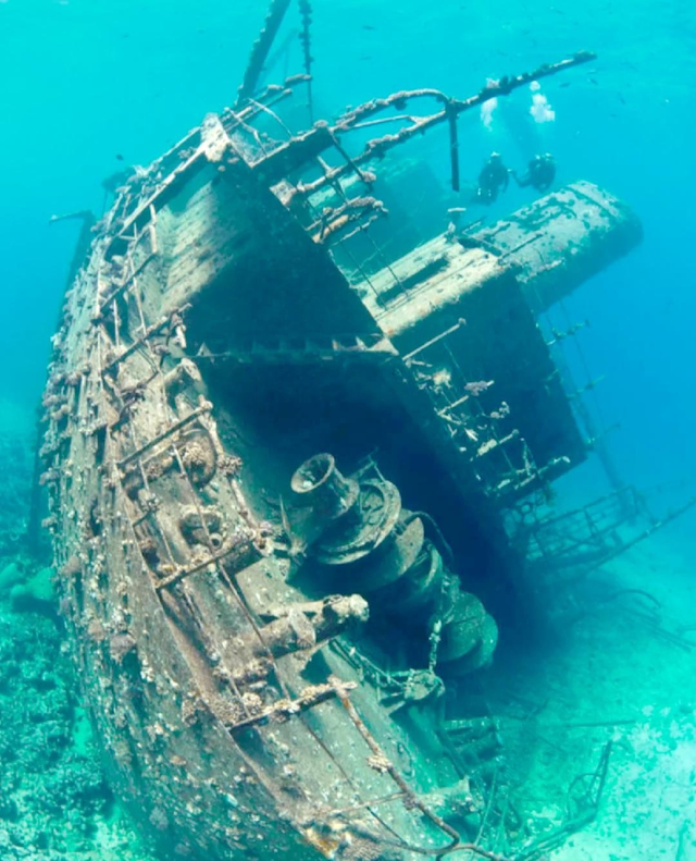 花掉三亿人民币，打捞一艘800年沉船，打开船舱后，所有人都懵了