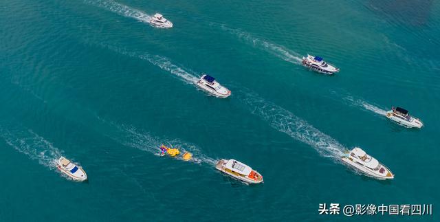 海南三亚：乘游艇 感受海洋风光