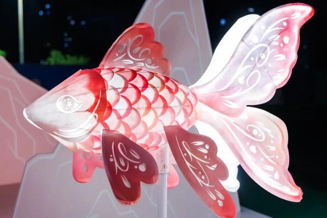 从深业上城到莲花山，这段路绝了！