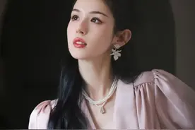 哈妮克孜——精致的五官,清新脱俗，仿佛就是人间仙女图片