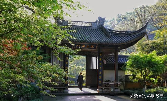 又一5A景区官宣永久免费！年入数亿，关键是秋天美到词穷！