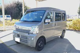 铃木微型露营车，浪迪同款，小空间多种布局，排量仅0.66升图片