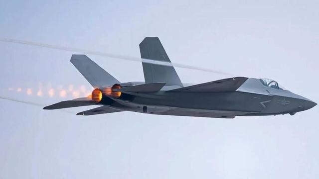中国阅兵后, 巴基斯坦警告印度: 下一次空战不再6:0, 而将打60:0战绩