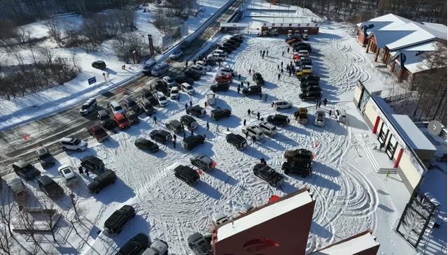 “冰超”2025年汤原县大亮子河林海雪原汽车极限穿越活动