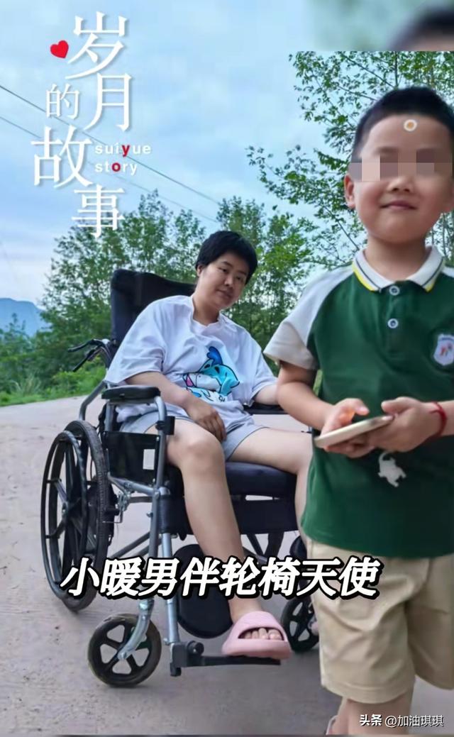 四川34岁美女伍燕去世，儿女双全，前后不到10个月，丈夫悲痛悼念