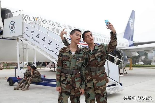 又有2名间谍现身？93阅兵军机训练期间，我国军事机密险遭泄露