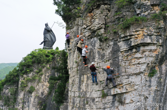 春秋寨免票倒计时！多重福利玩法，抓紧体验→