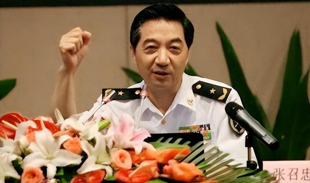 张召忠预言成真？东拼西凑800亿建的双航母，如今彻底成为累赘