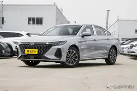 新车 | 售7.99万元起/CLTC纯电续航70公里，奇瑞风云A8新车型上市图片