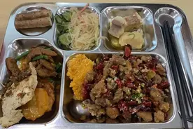 发现体制内的机关食堂，伙食是真的挺好图片