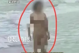笑死了，美女在三亚海滩裸体摆拍 ，轻松惬意，评论区直呼：雾太大图片