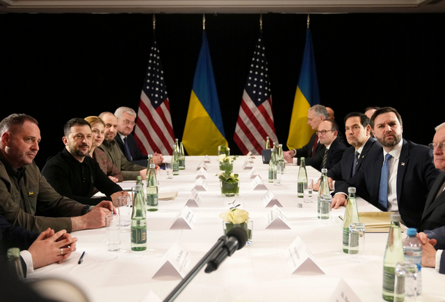 泽连斯基弱点被拿捏，美国发起倒计时，恐怕已后悔没听中国劝