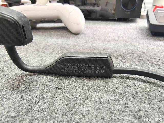 长时间闲置导致无法开机怎么办？更换电池让耳机起死回生