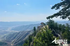 北武当山：“三月三”踏青赏春好时节图片