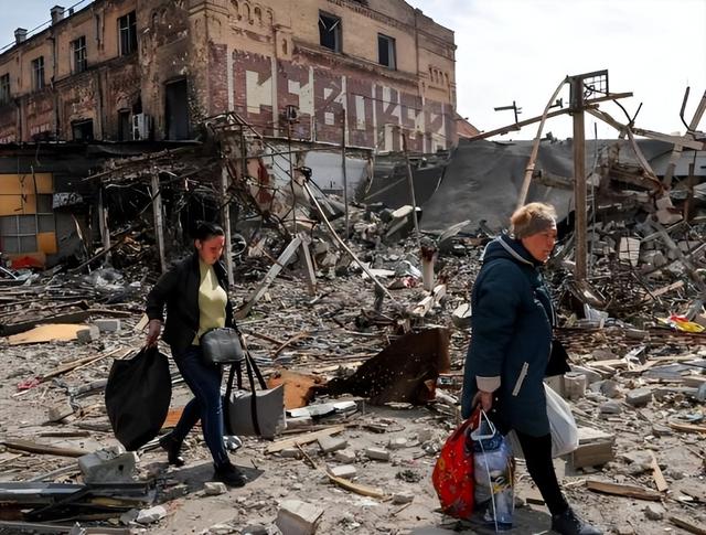 被卖了？美俄密谋28点停战协议，泽连斯基被秘密推上“断头台”