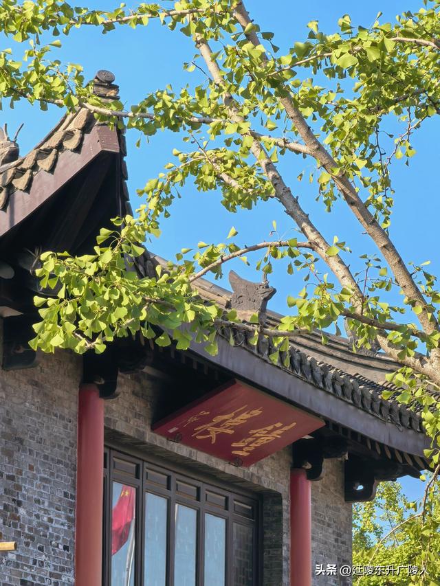 扬州文峰塔，京杭大运河畔四塔之一，塔园寺一体