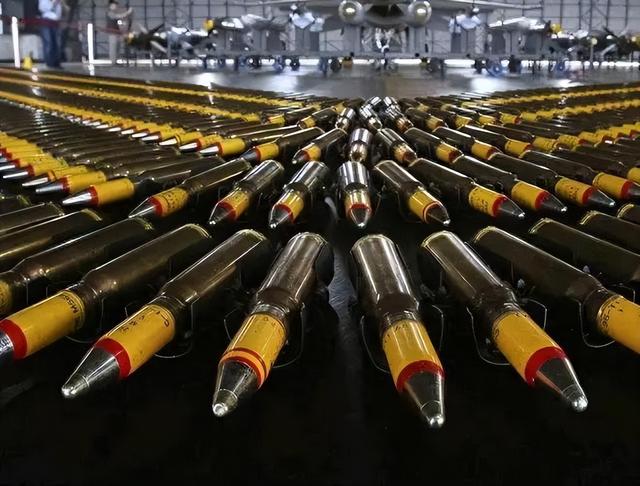 局势已恶化，特朗普发出战争威胁，14万大军备战，中国好友有难