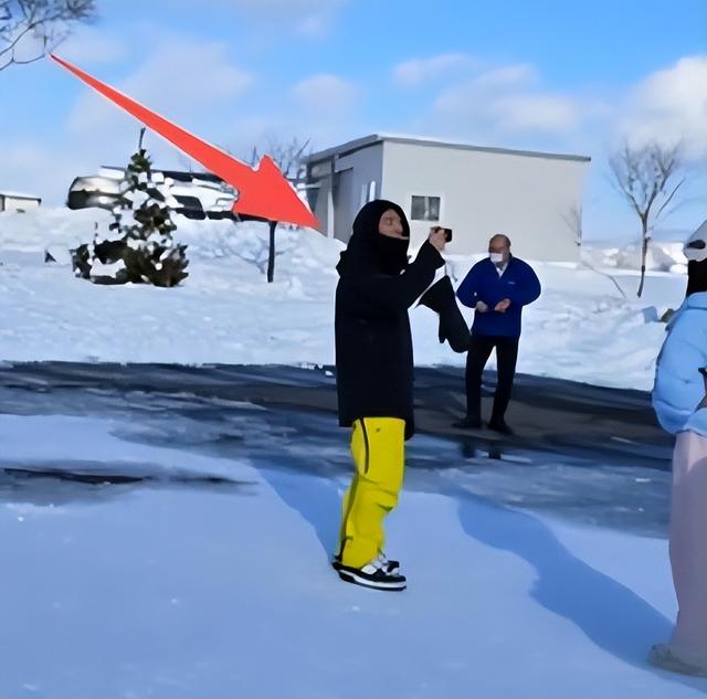 色字头上一把刀！再传"丑闻"的王思聪，终为自己的"风流"买了单