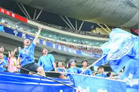 “苏超球迷氛围让我惊讶”图片
