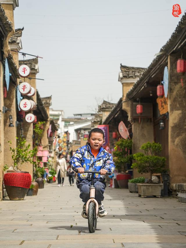 刚从湖北十堰旅游回来，避开人潮玩了2天，我总结了10条游玩建议